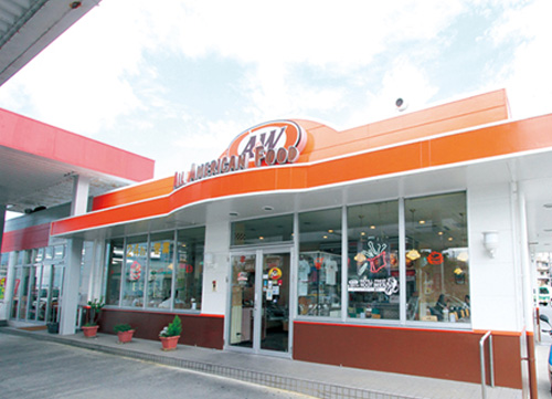 NAHA SHINTOSHIN OMORO STORE A&W 那覇新都心おもろ店