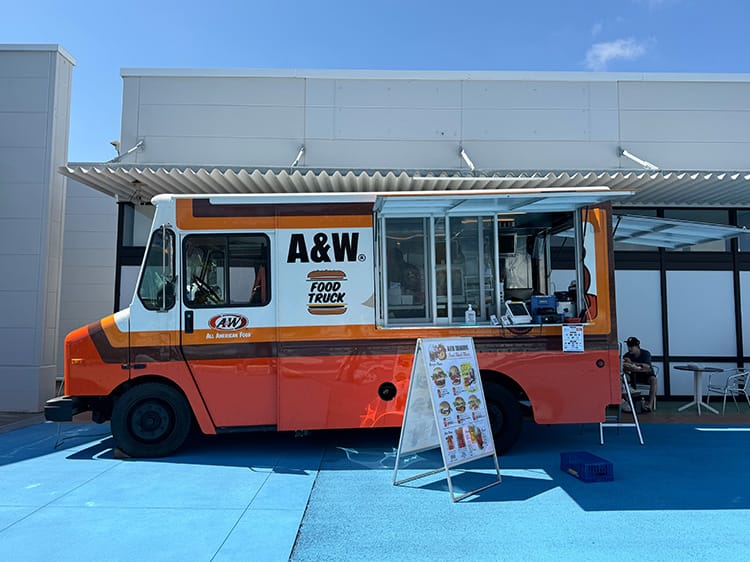 A&Wのフードトラック
